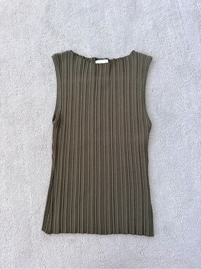 DISSH Olive Ribbed Sleeveless Tank Top